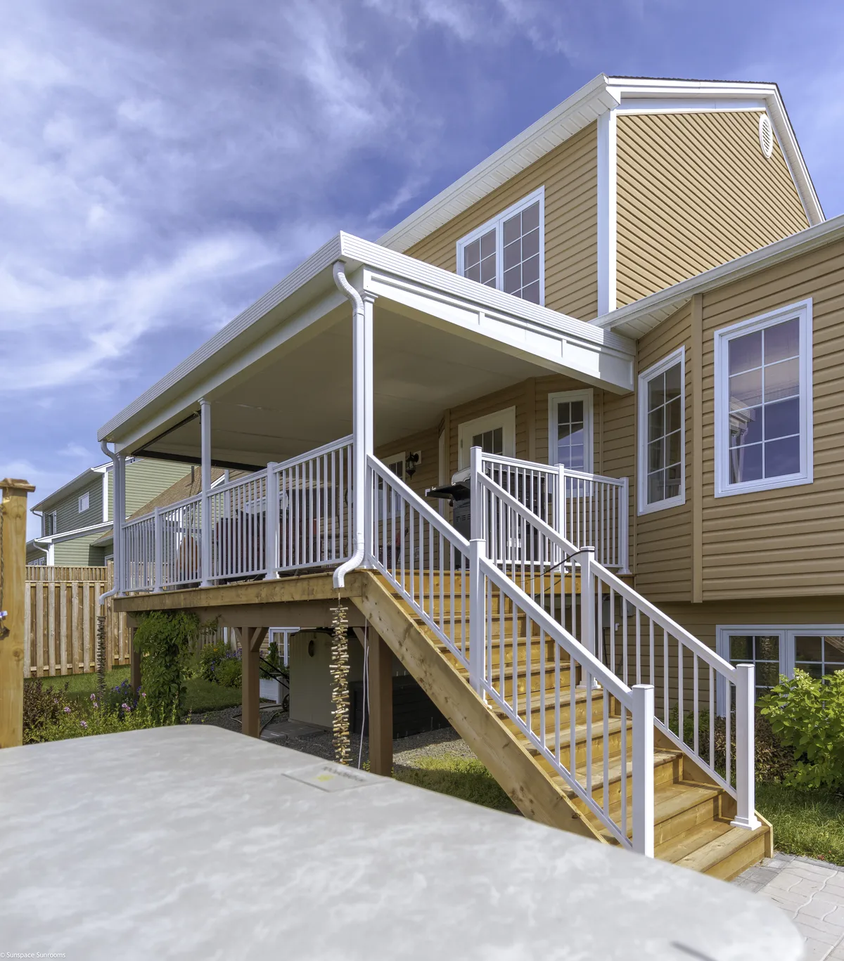 Solid Insulated Patio Covers - Strong, Weatherproof Shade for Outdoor Comfort